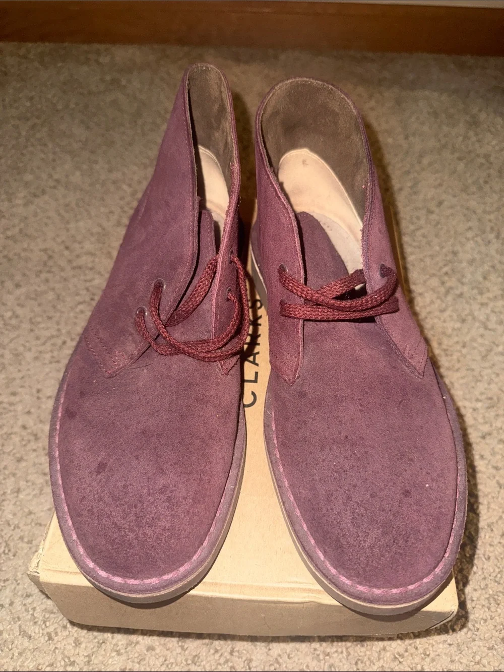 Clarks Plum Suede Desert Chukka Boots Size 7